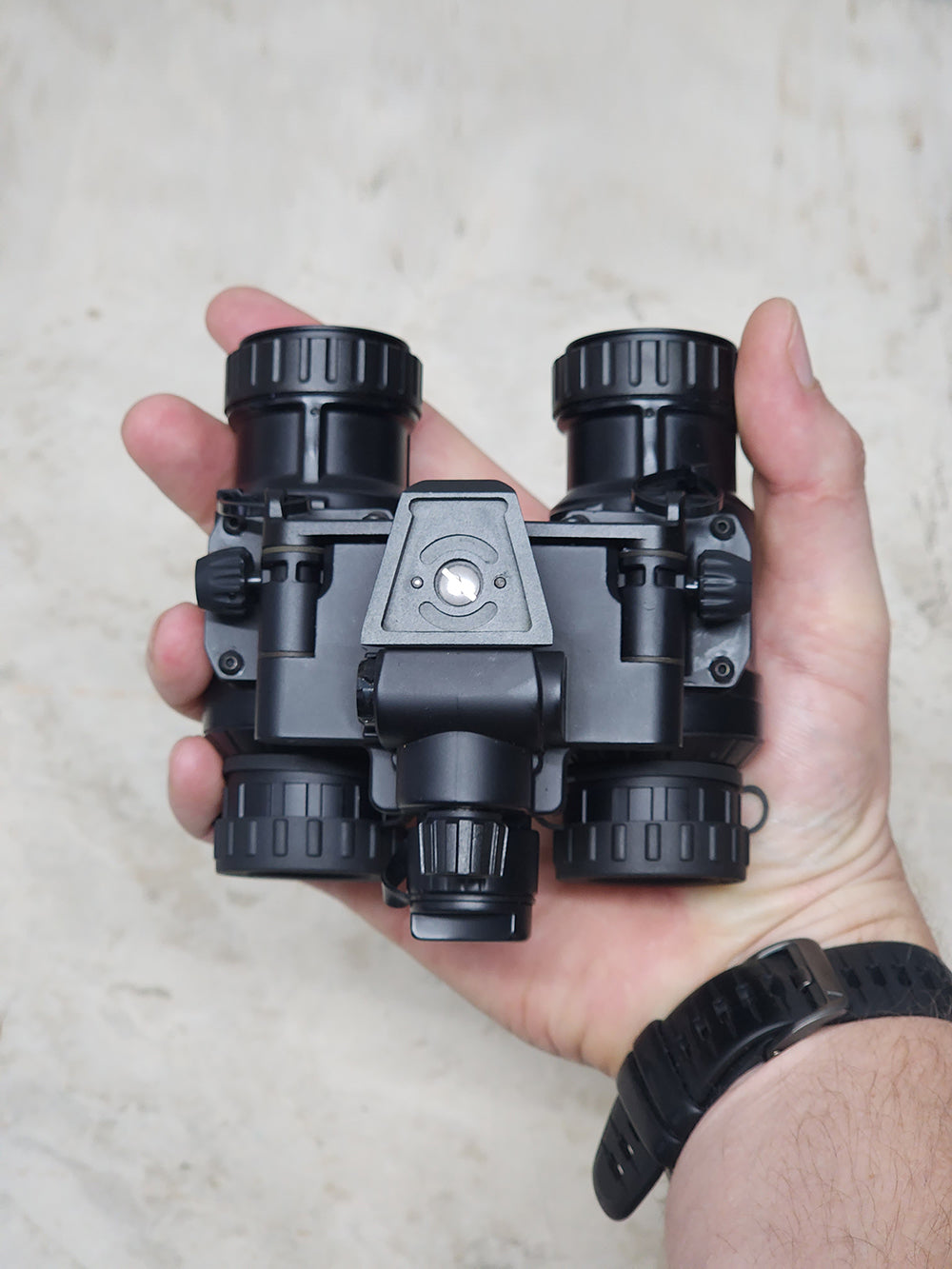Otacon™ PVS-31 (Ready to ship)